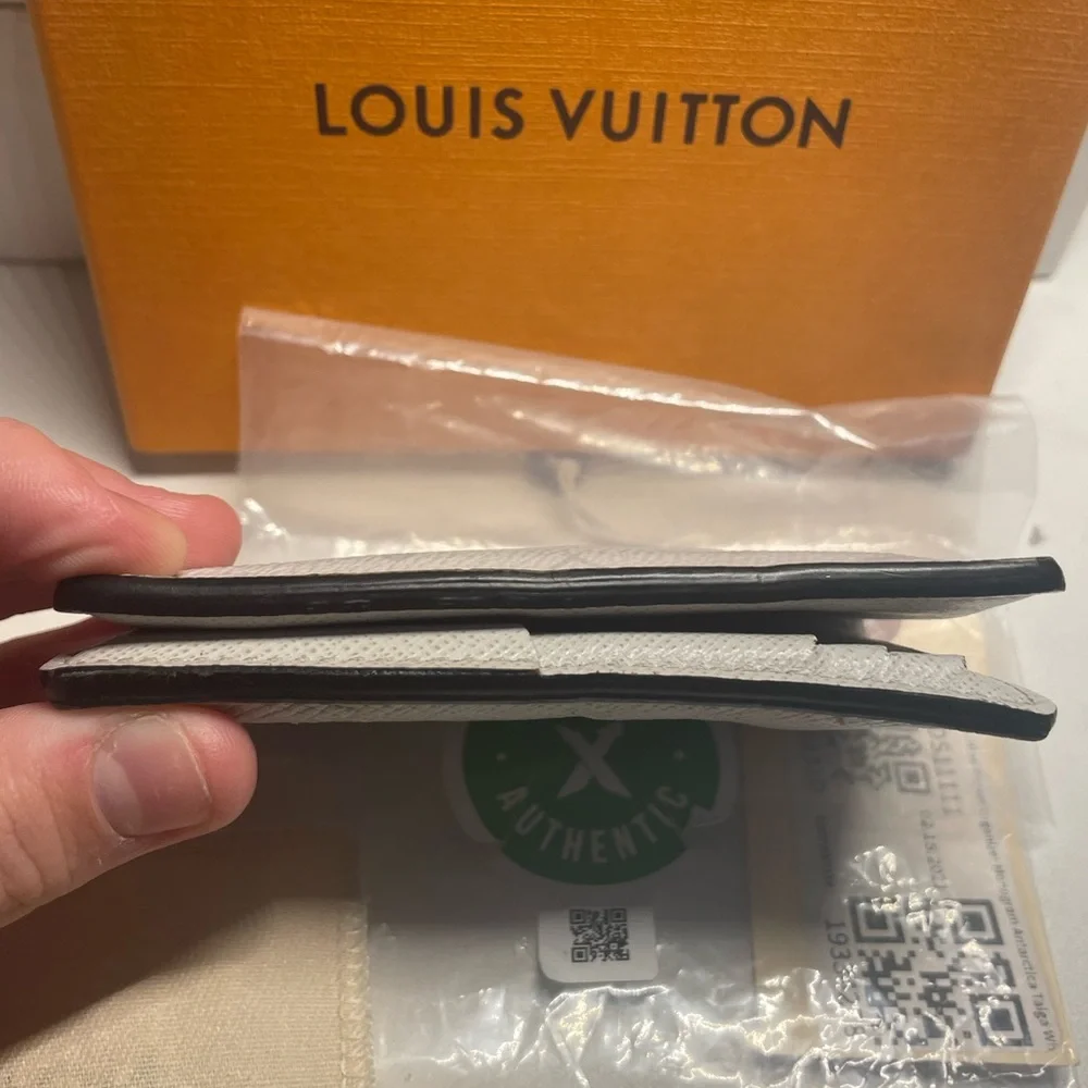 Limited edition Louis Vuitton pocket organizer - Picture 10 of 10